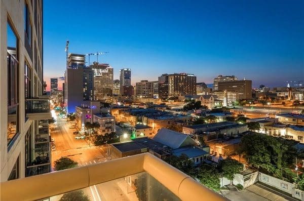 555 E. 5th Street #901