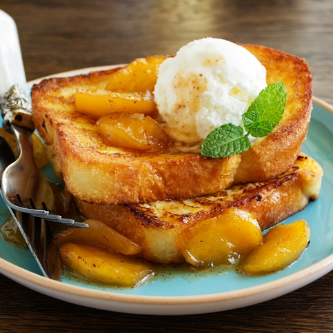 French toast with peaches and ice cream